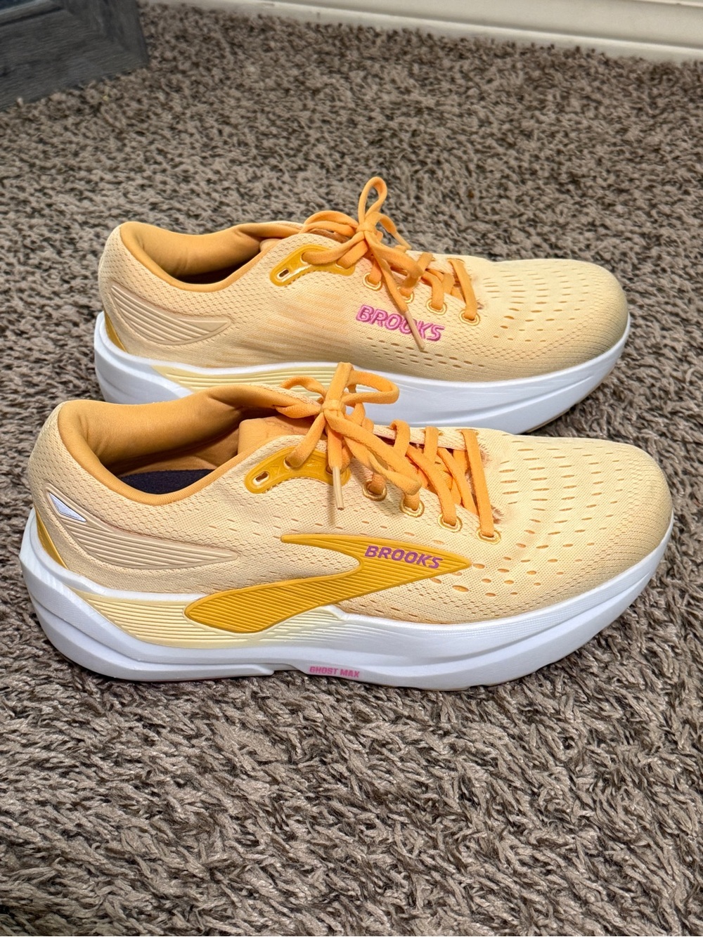 Women’s Brooks Ghost Max 3